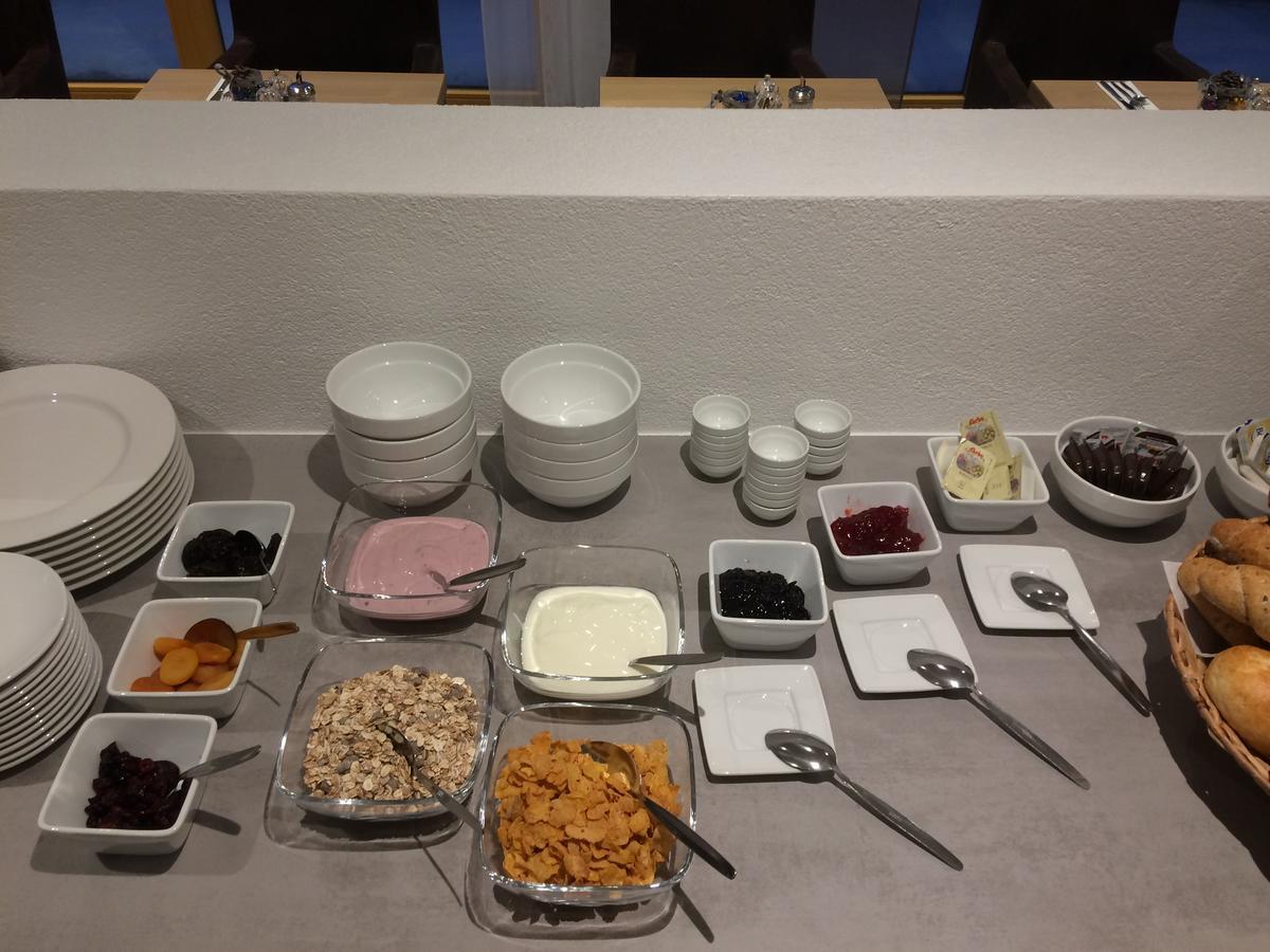 Piz Ot Hotell Samnaun Eksteriør bilde