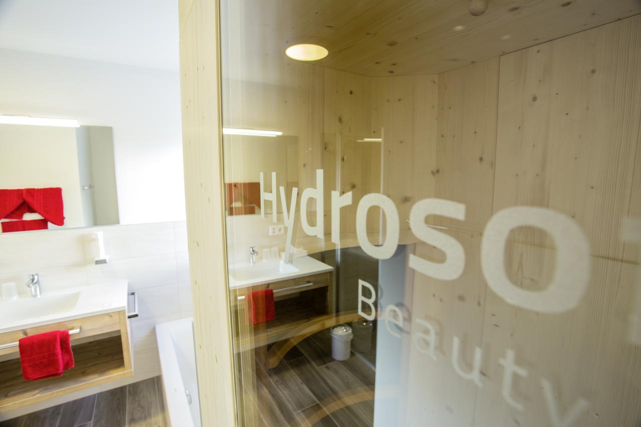 Piz Ot Hotell Samnaun Eksteriør bilde