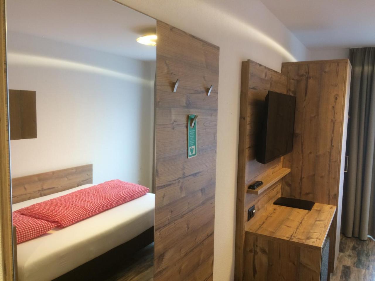 Piz Ot Hotell Samnaun Eksteriør bilde