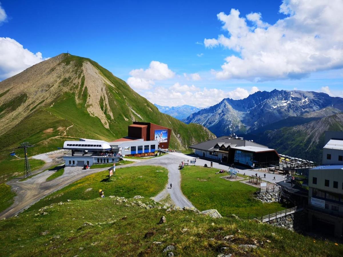 Piz Ot Hotell Samnaun Eksteriør bilde